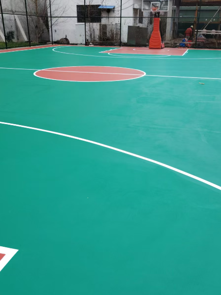 南开乡 球场长期使用易出现地面开裂